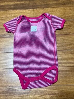 Burt's Bees Baby Pink & Gray Striped One-Piece Bodysuit Size 6-9 Months